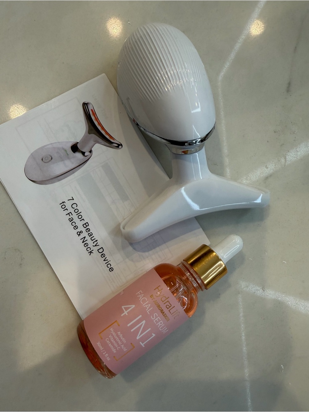 7 Color LED Light with Peach-Pink 4-IN-1 Facial Serum
